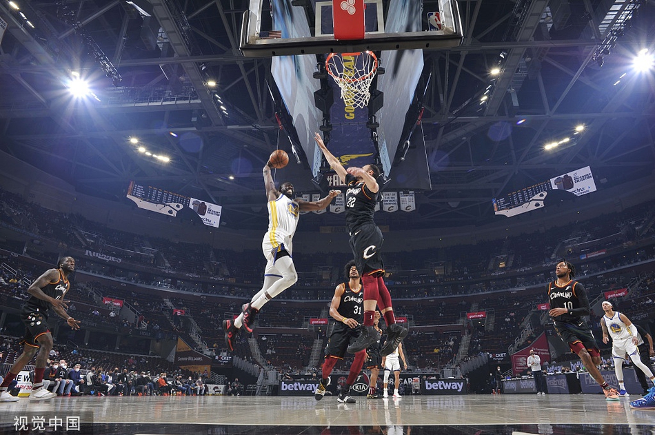 九游娱乐-关于关键时刻密尔沃基雄鹿防线松动——欧联节点到来，震撼外界，细节决定成败的信息